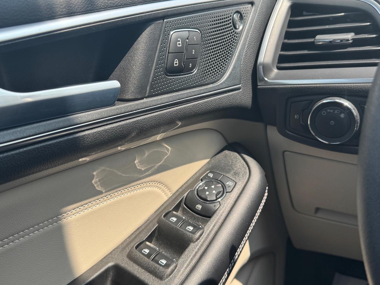 2024 Ford Edge TITANIUM 4DR ALL-WHEEL DRIVE Photo