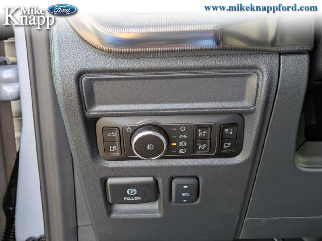 2025 Ford F-150 Lariat Photo