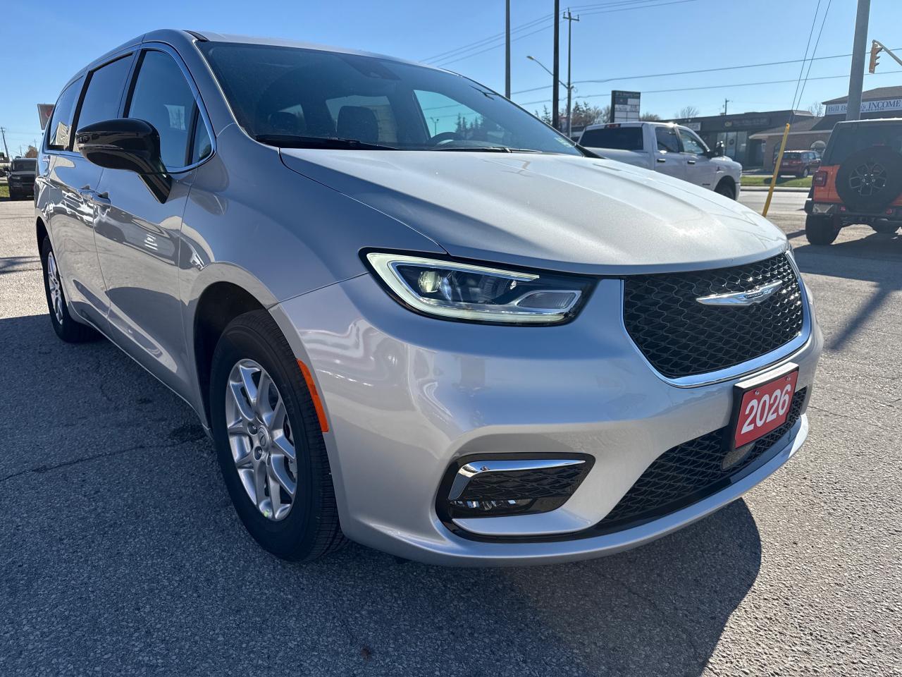 2026 Chrysler Pacifica Select Front-Wheel Drive Passenger Van Photo