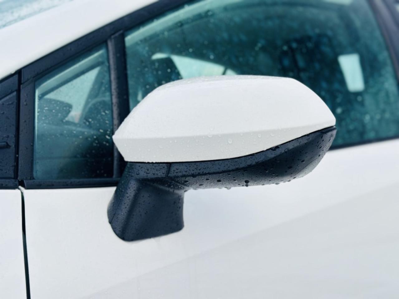 2025 Toyota Corolla LE Photo