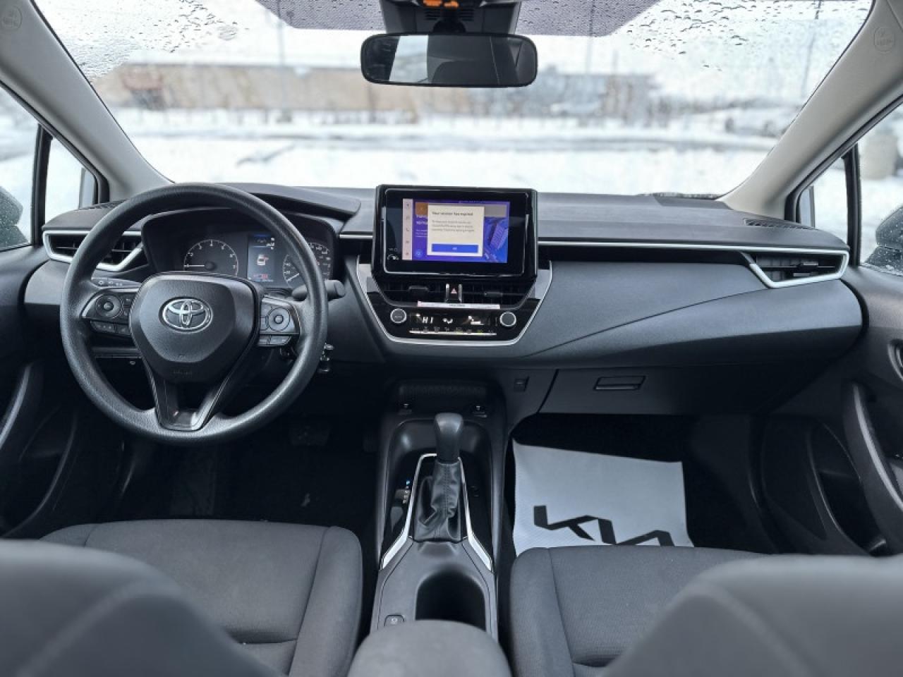 2025 Toyota Corolla LE Photo