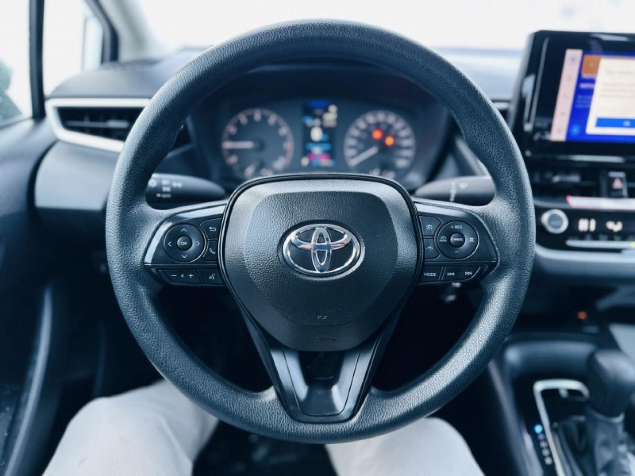 2025 Toyota Corolla LE Photo