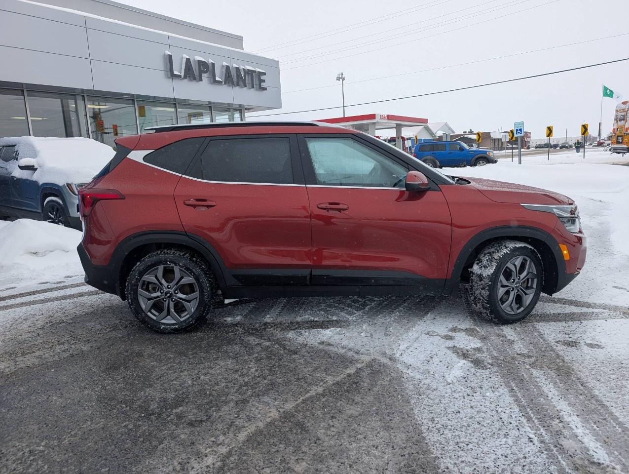 2024 Kia Seltos EX AWD Photo4