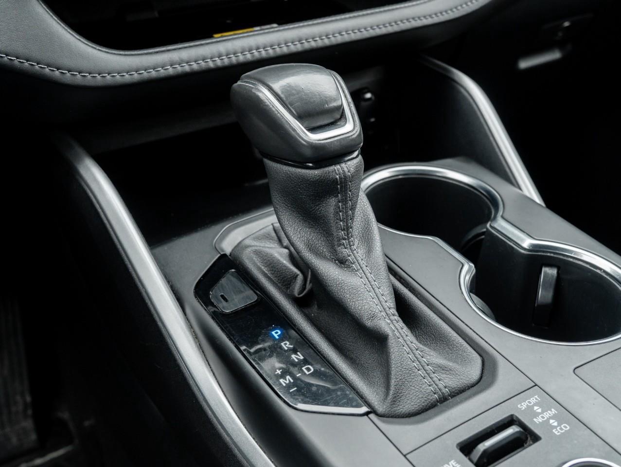 2023 Toyota Highlander XSE 4dr All-Wheel Drive Photo