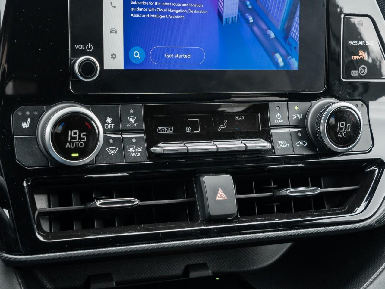 2023 Toyota Highlander XSE 4dr All-Wheel Drive Photo