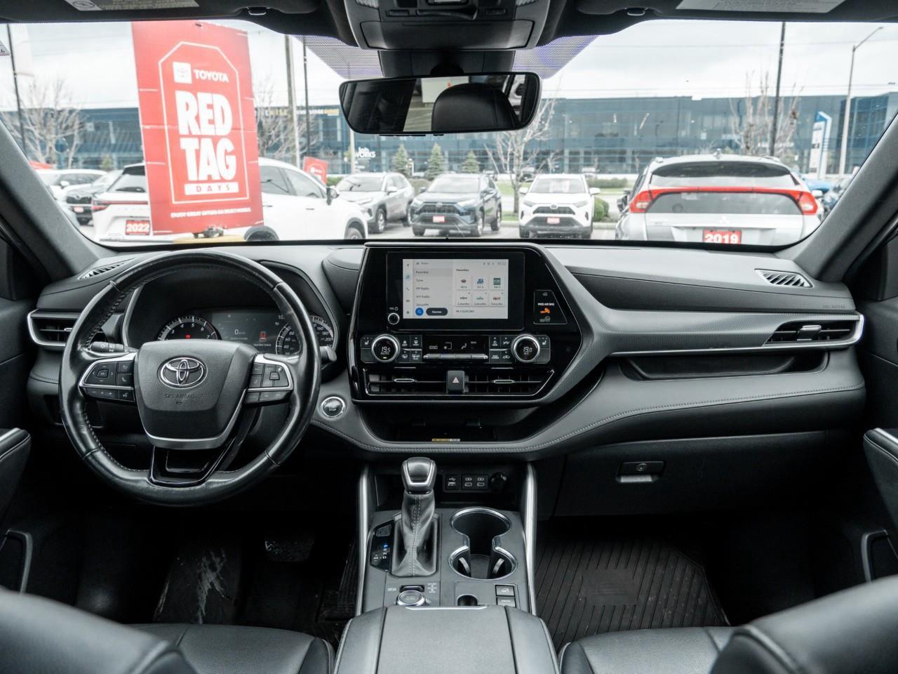 2023 Toyota Highlander XSE 4dr All-Wheel Drive Photo