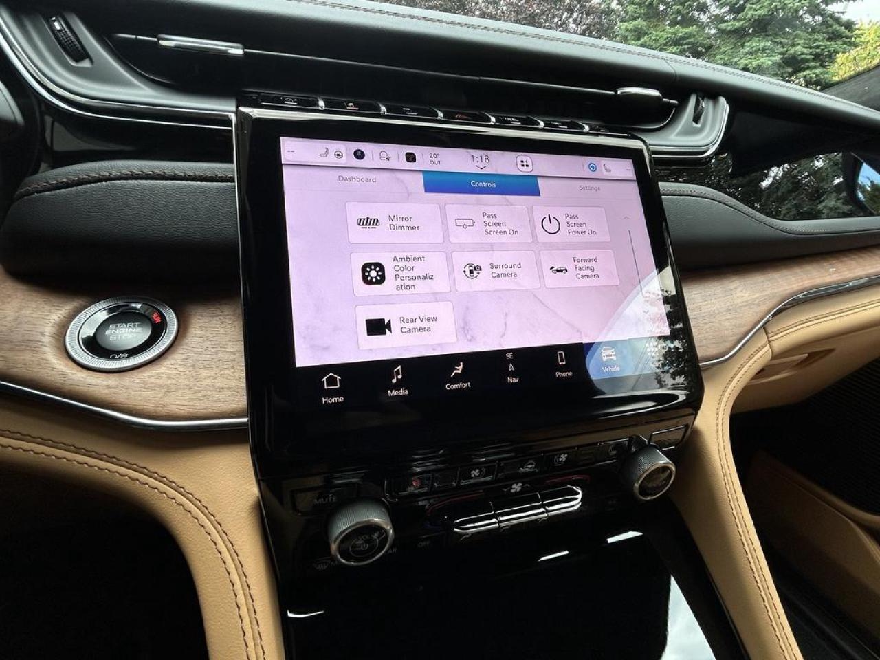 2025 Jeep Grand Cherokee Summit 4dr 4x4 Photo