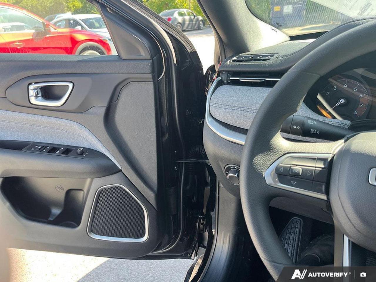 2025 Jeep Compass Sport 4dr 4x4 Photo