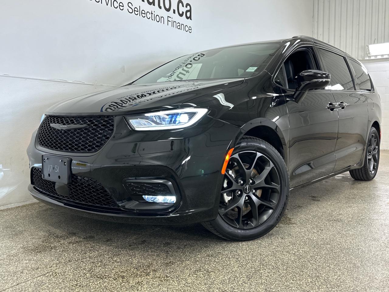 2024 Chrysler Pacifica Limited Front-Wheel Drive Passenger Van Photo