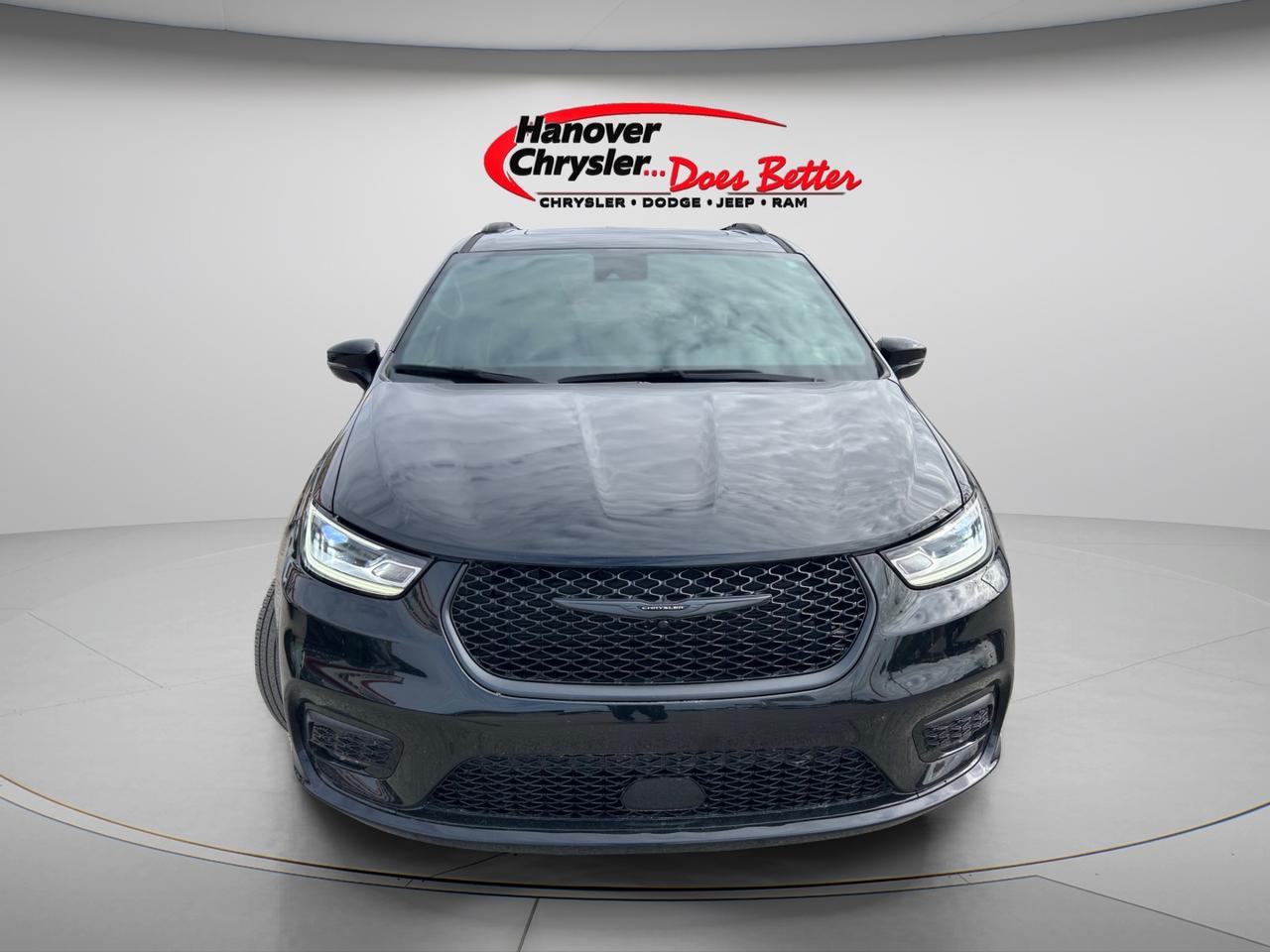 2024 Chrysler Pacifica Limited Front-Wheel Drive Passenger Van Photo