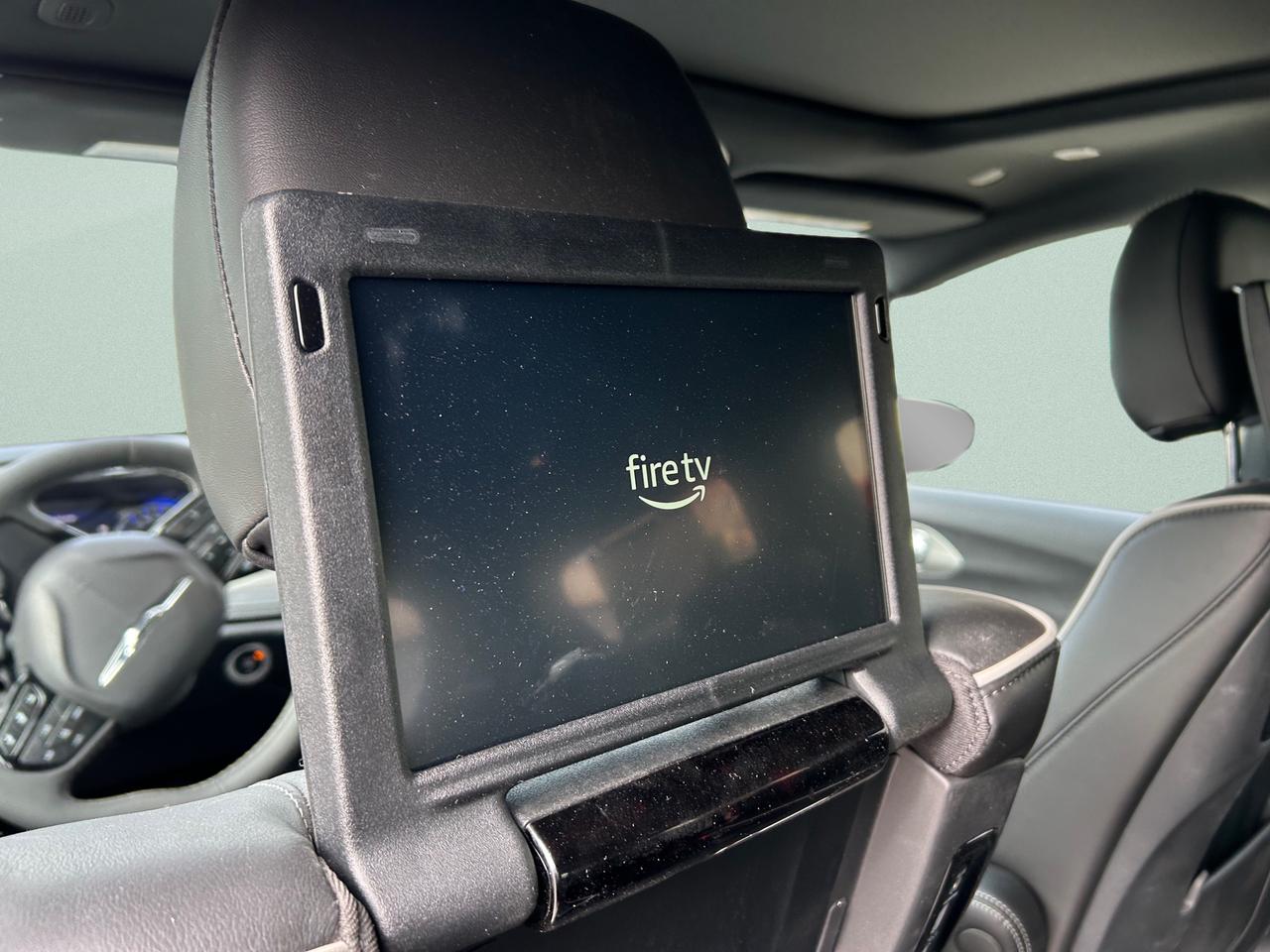 2024 Chrysler Pacifica Limited Front-Wheel Drive Passenger Van Photo