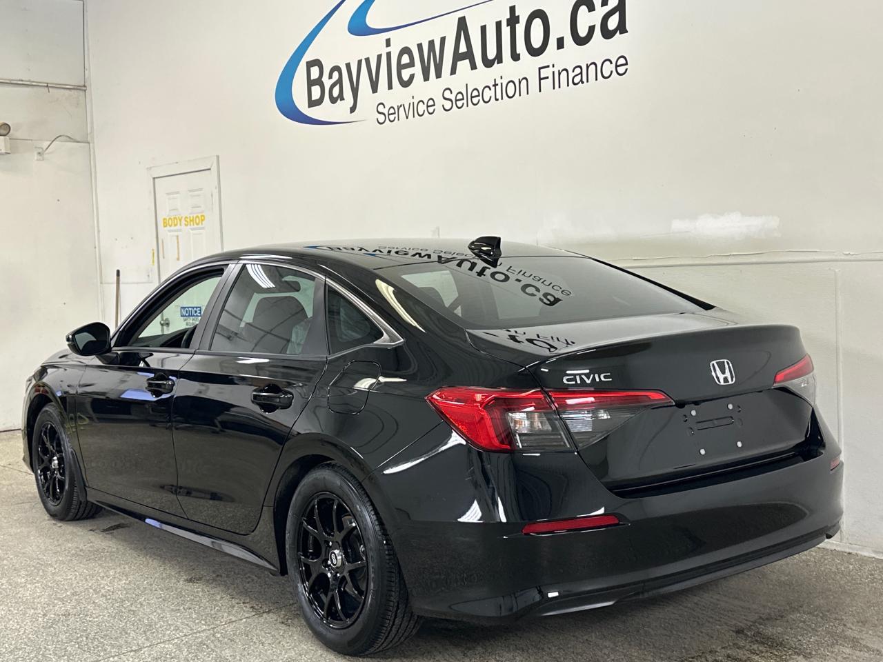 2023 Honda Civic EX 4dr Sedan Photo4