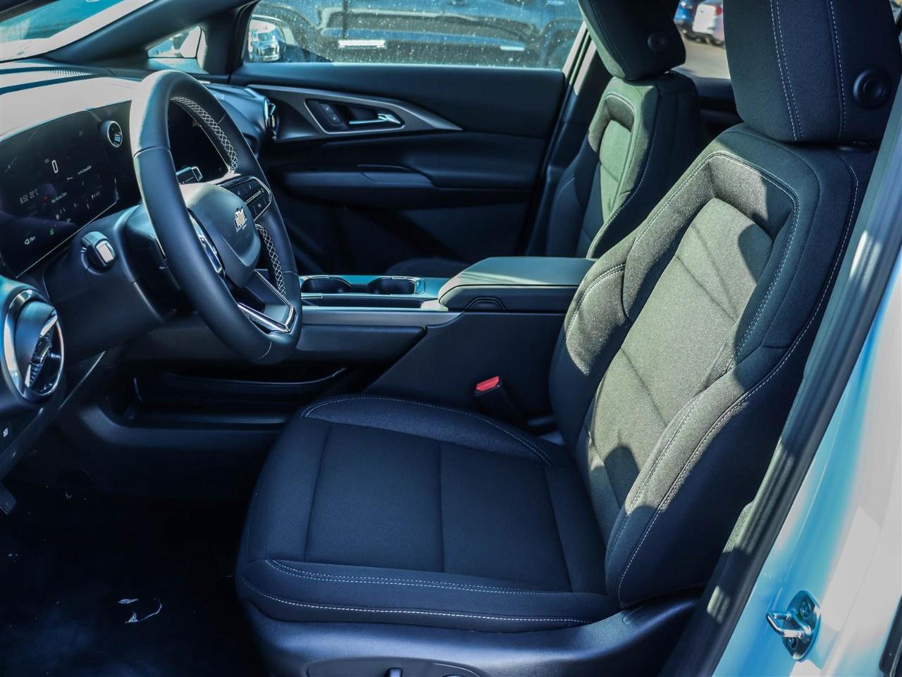 2026 Chevrolet Equinox EV 4dr LT Photo