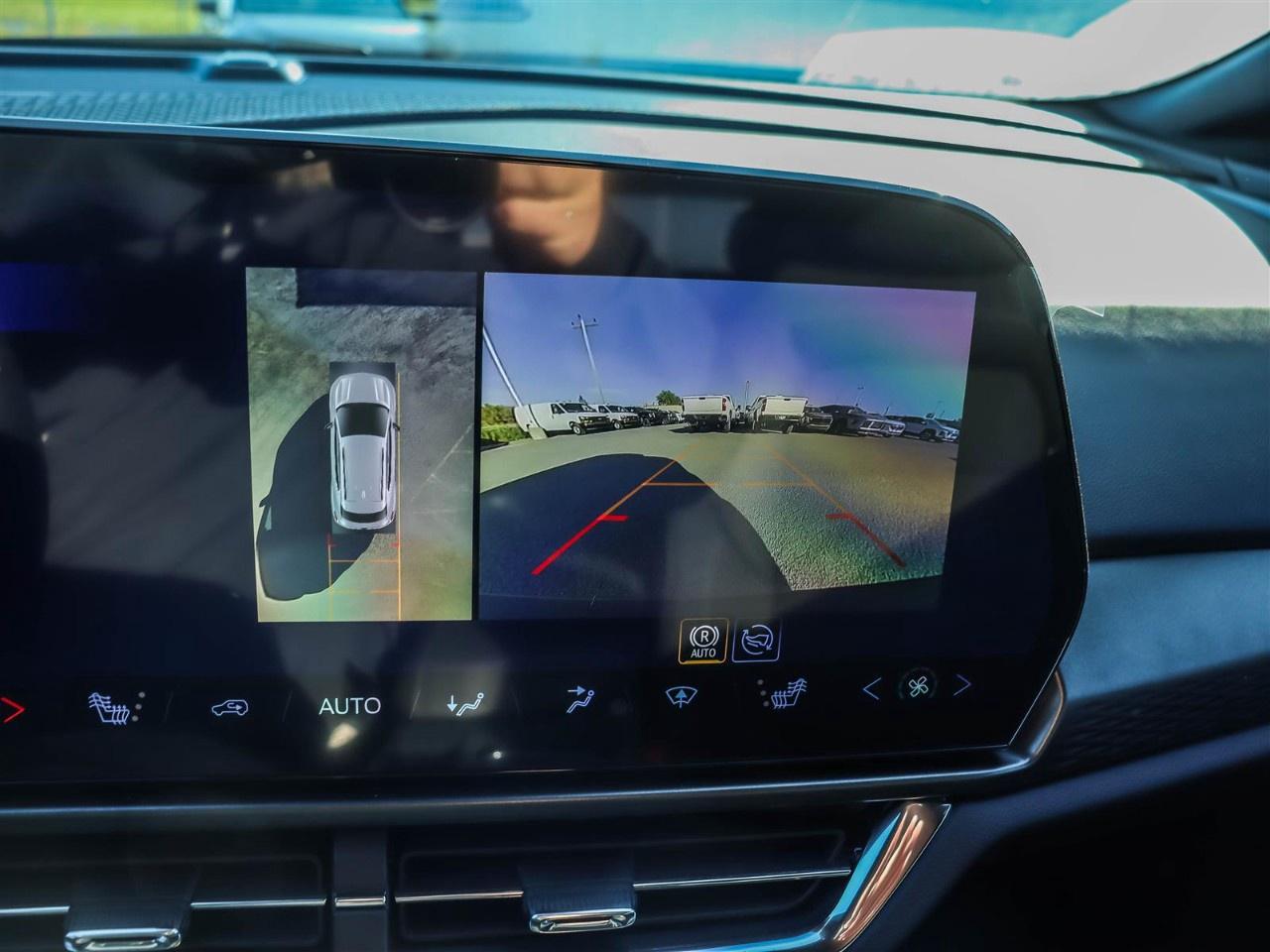 2026 Chevrolet Equinox EV 4dr LT Photo