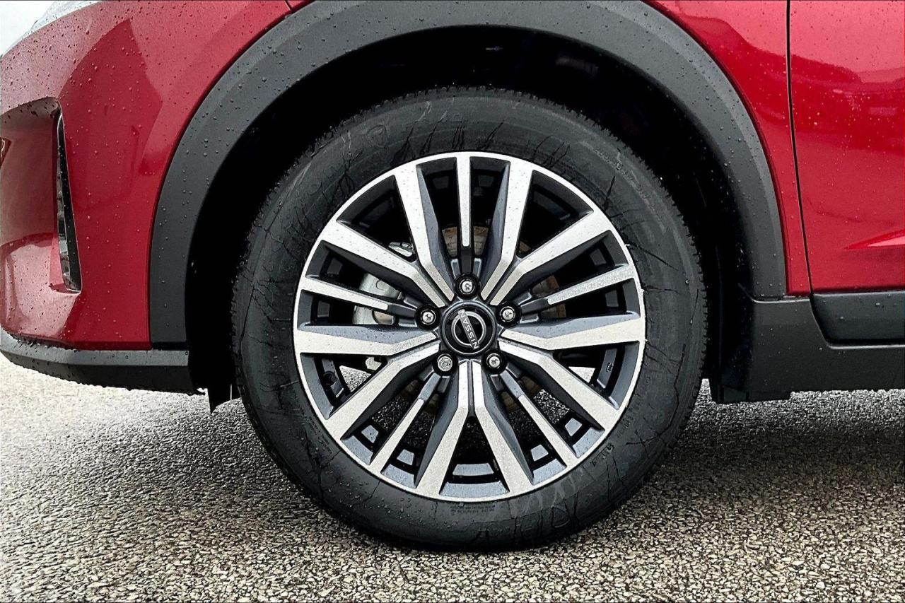 2025 Nissan Kicks Play SV 4dr Front-Wheel Drive Photo