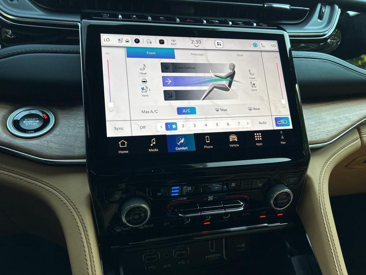 2025 Jeep Grand Cherokee Summit 4dr 4x4 Photo