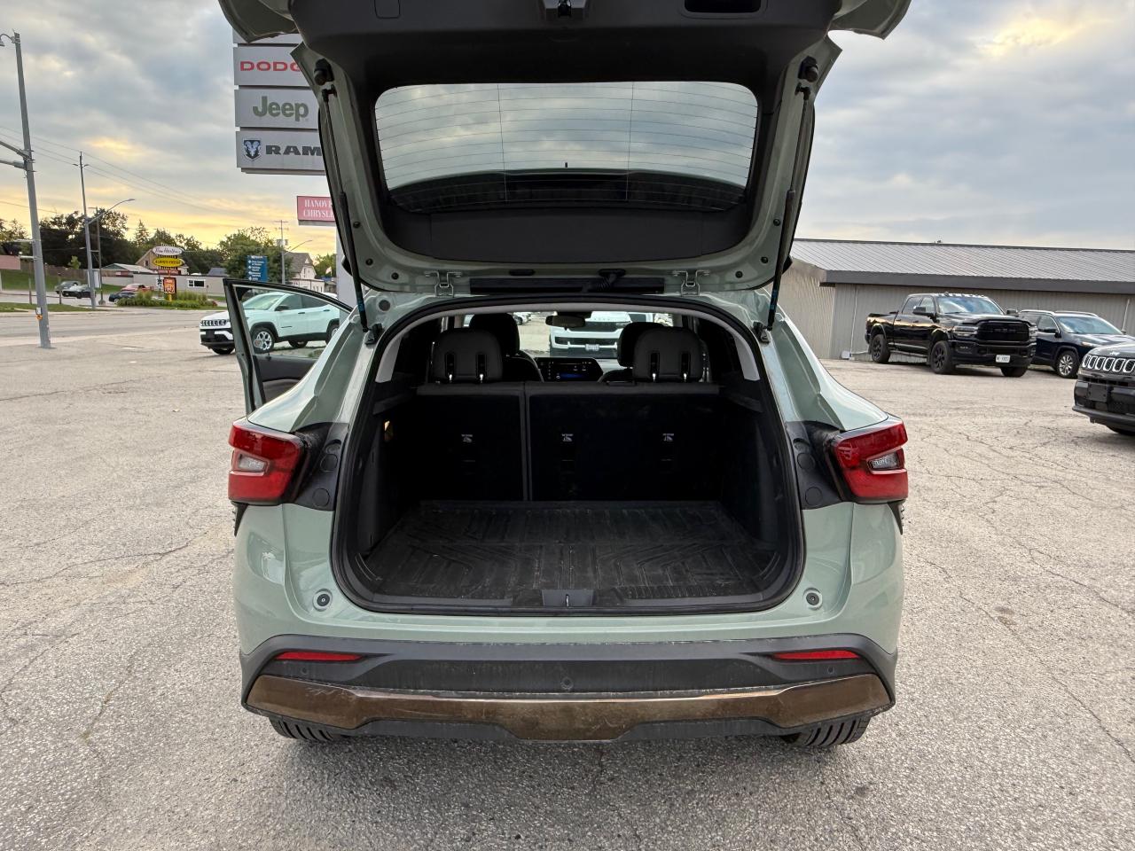 2025 Chevrolet Trax ACTIV 4dr Front-Wheel Drive Photo