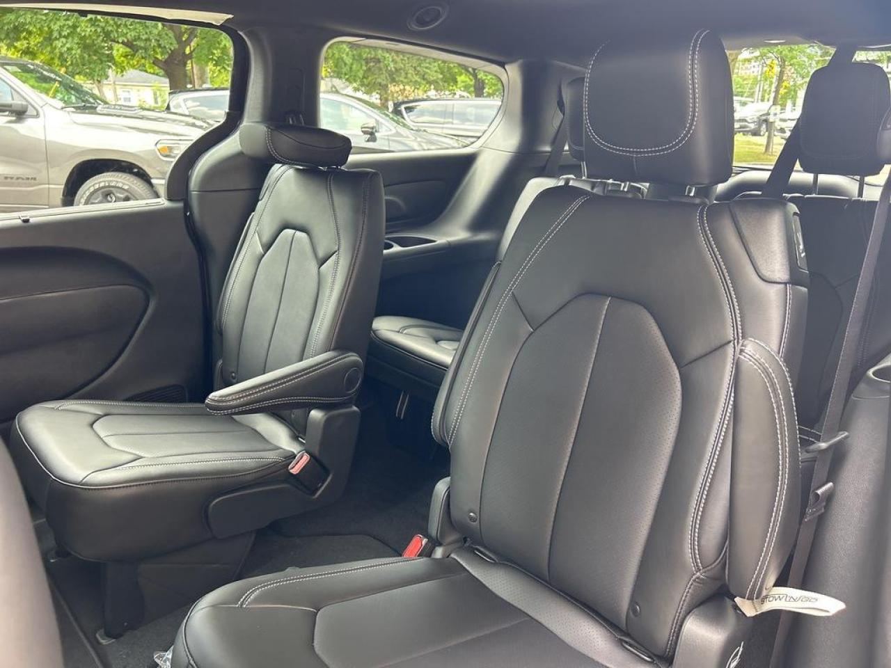 2025 Chrysler Grand Caravan SXT Front-Wheel Drive Passenger Van Photo