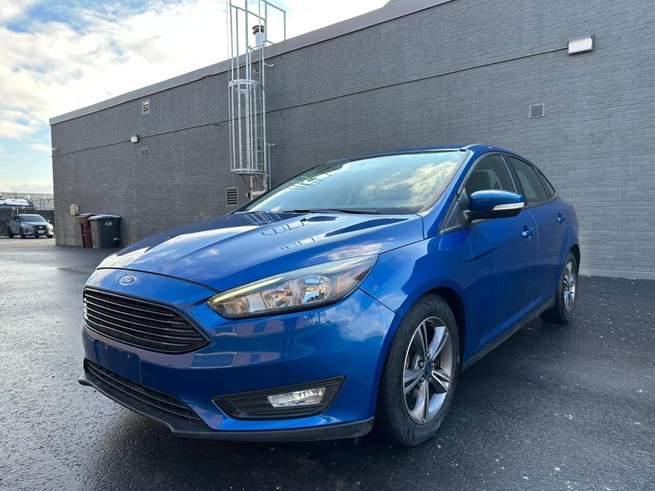 2018 Ford Focus SE SEDAN Photo