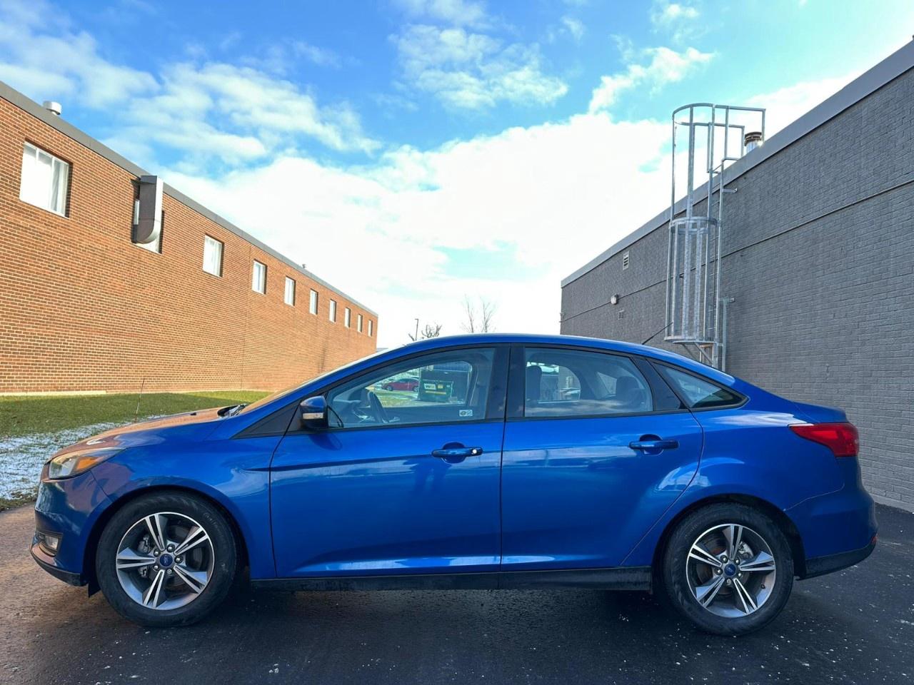 2018 Ford Focus SE SEDAN Photo