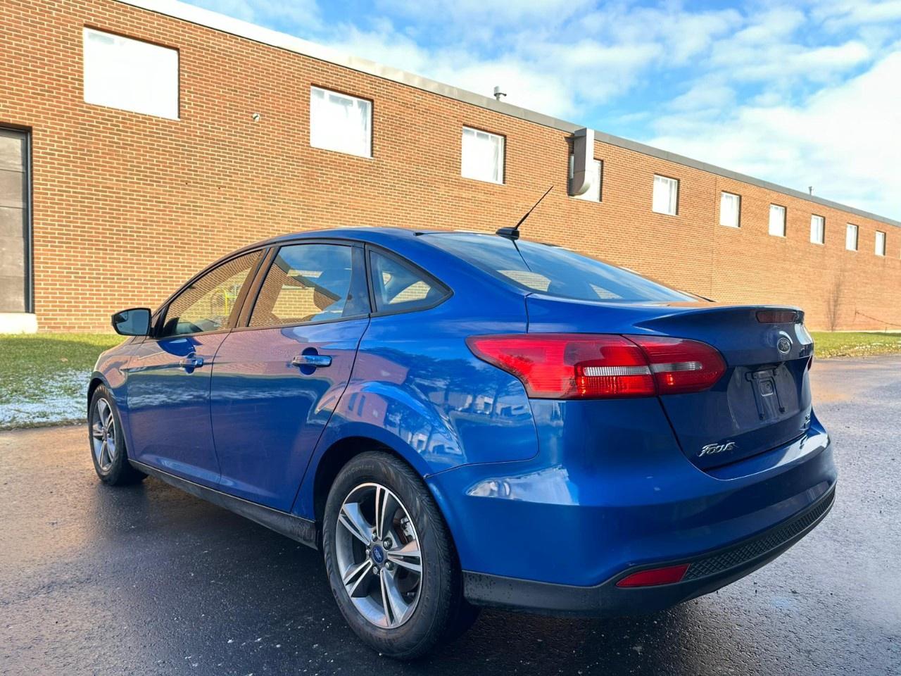 2018 Ford Focus SE SEDAN Photo