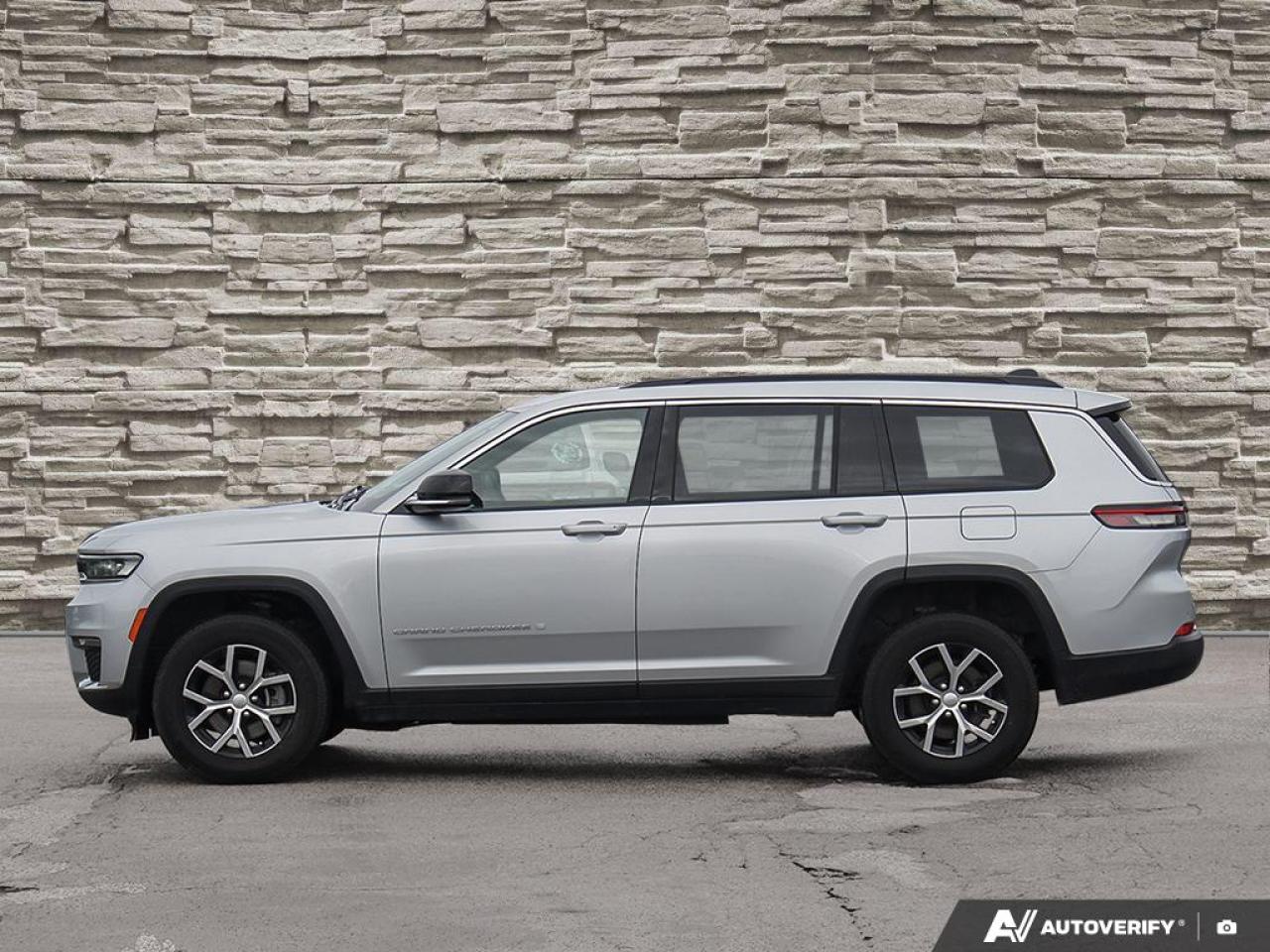 2024 Jeep Grand Cherokee L Limited 4dr 4x4 Photo2