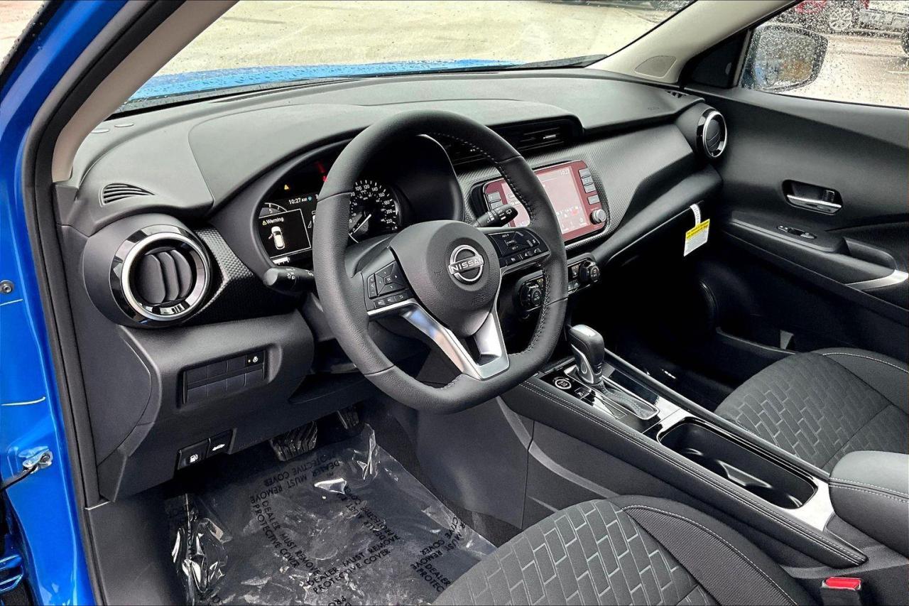 2025 Nissan Kicks Play SV 4dr Front-Wheel Drive Photo