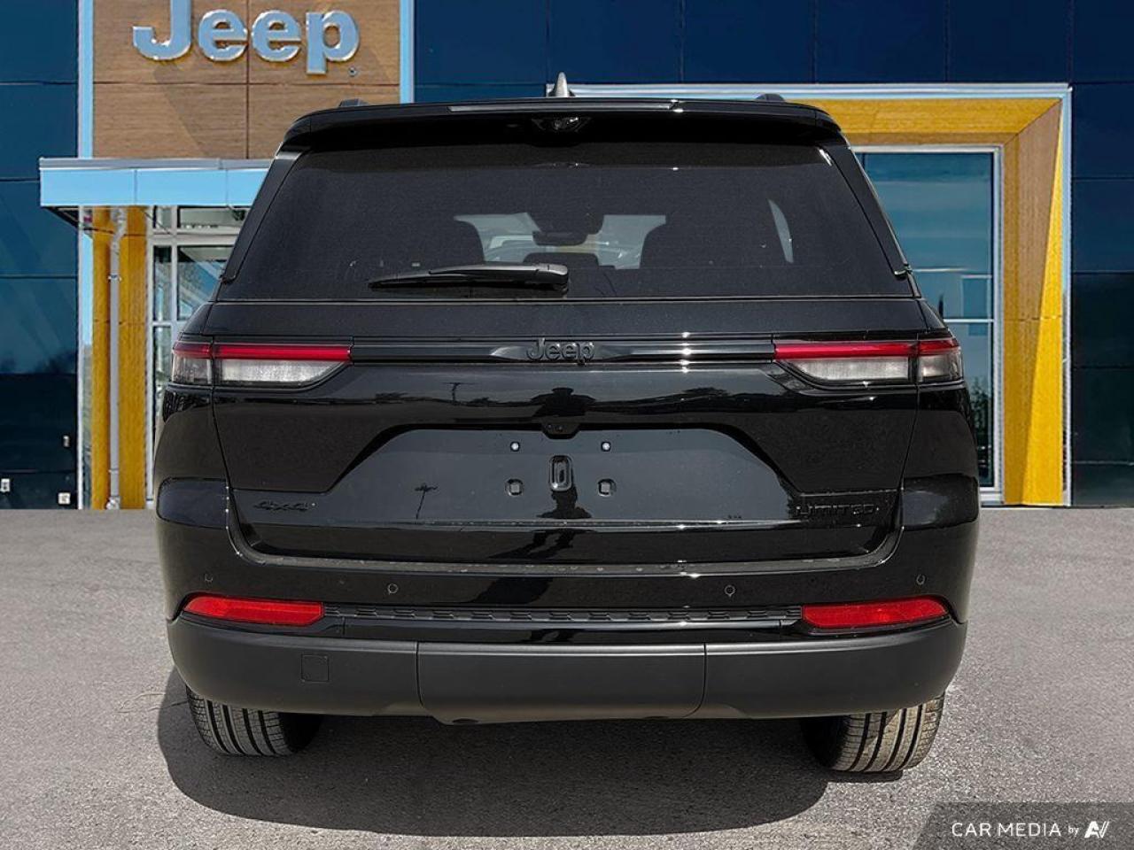 2025 Jeep Grand Cherokee Limited 4dr 4x4 Photo4