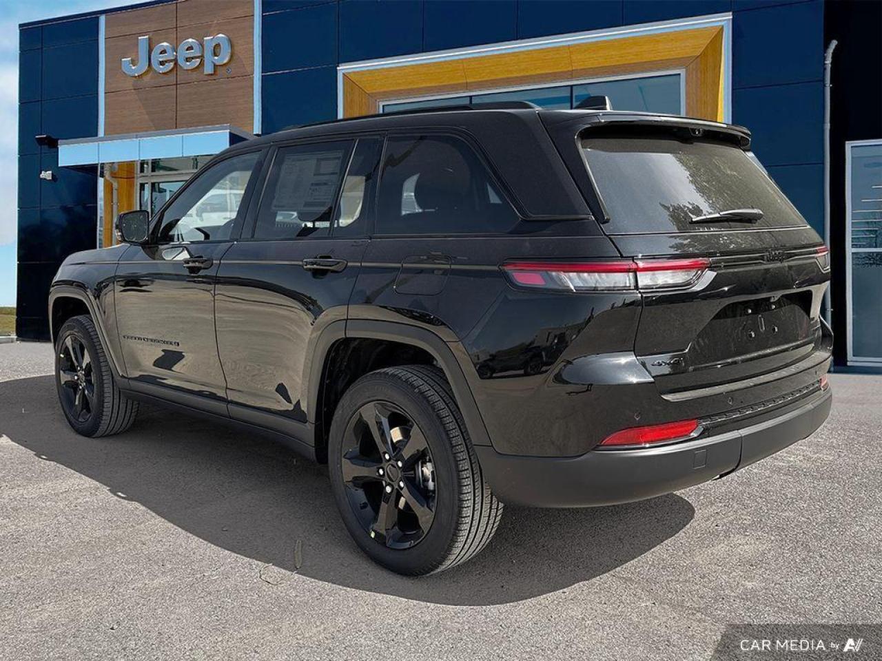 2025 Jeep Grand Cherokee Limited 4dr 4x4 Photo