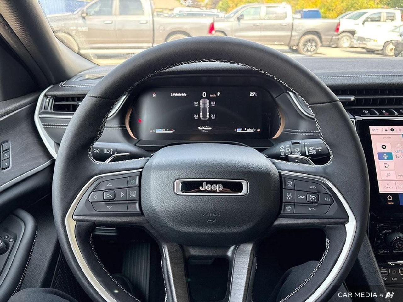 2025 Jeep Grand Cherokee Limited 4dr 4x4 Photo