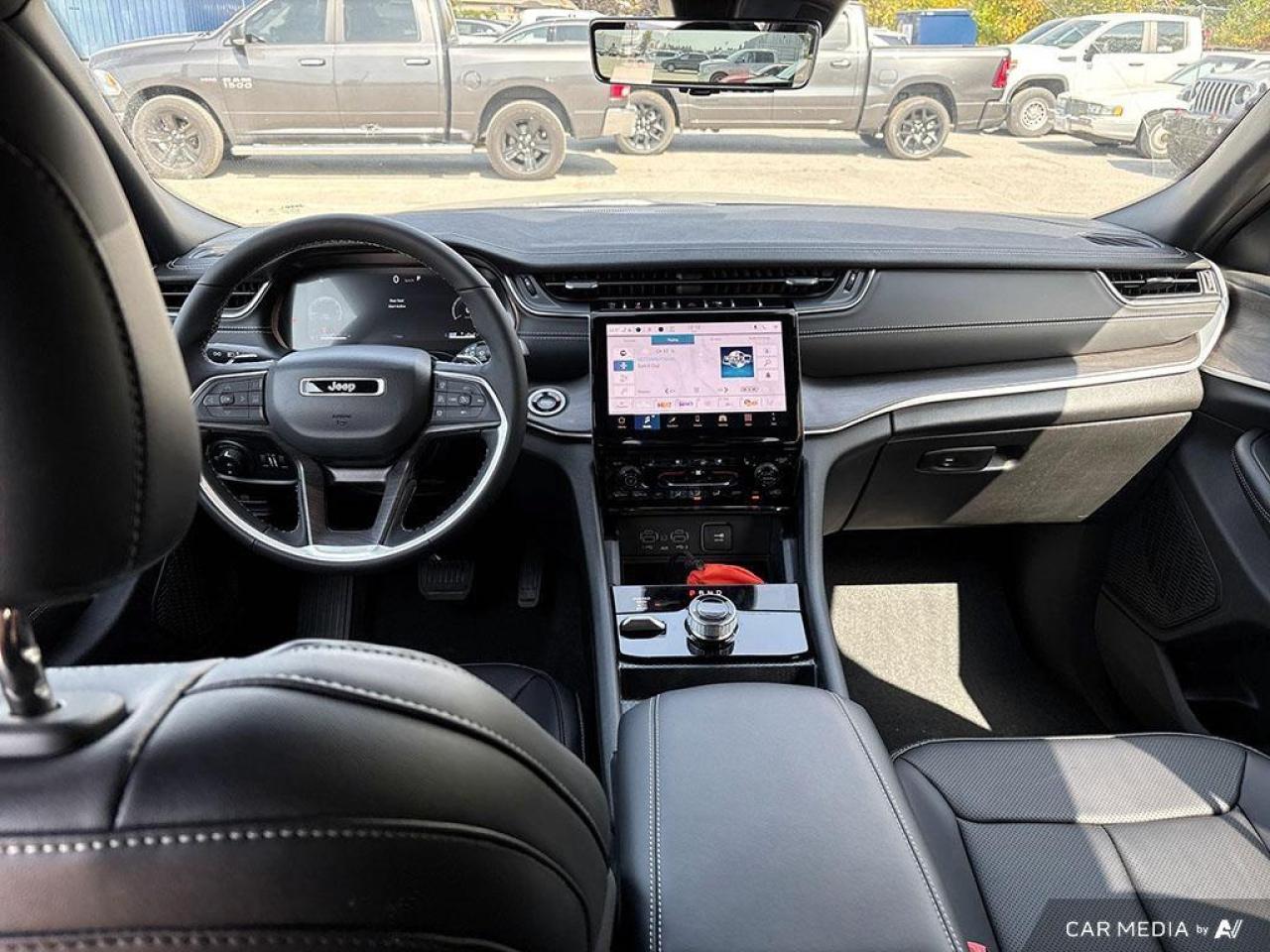 2025 Jeep Grand Cherokee Limited 4dr 4x4 Photo