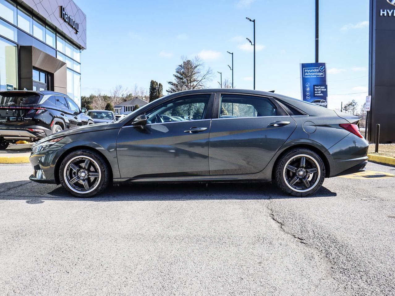 2022 Hyundai Elantra Ultimate Tech w/Two-Tone Interior 4dr Sedan Photo