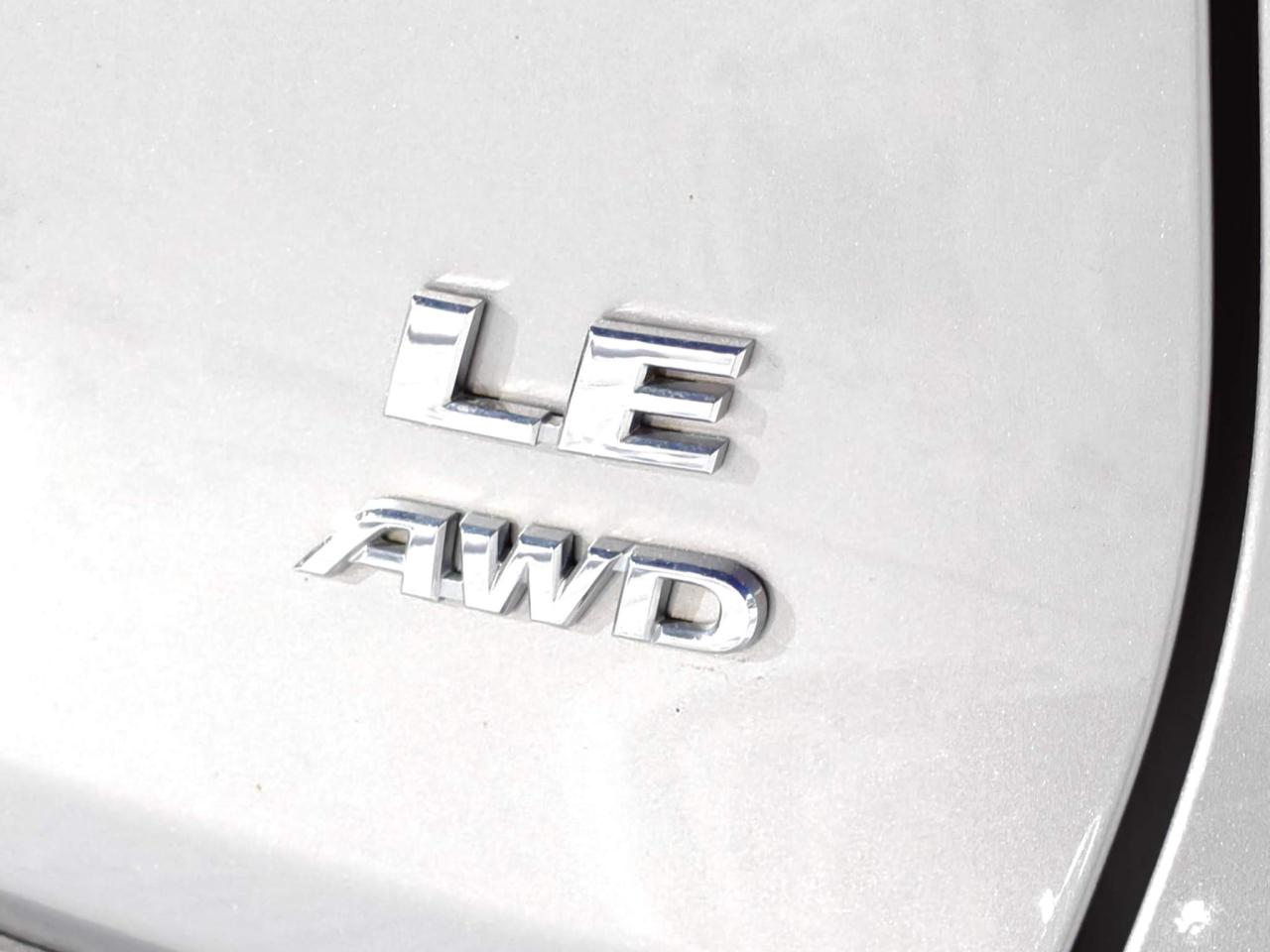 2022 Toyota RAV4 LE 4dr All-wheel Drive Photo