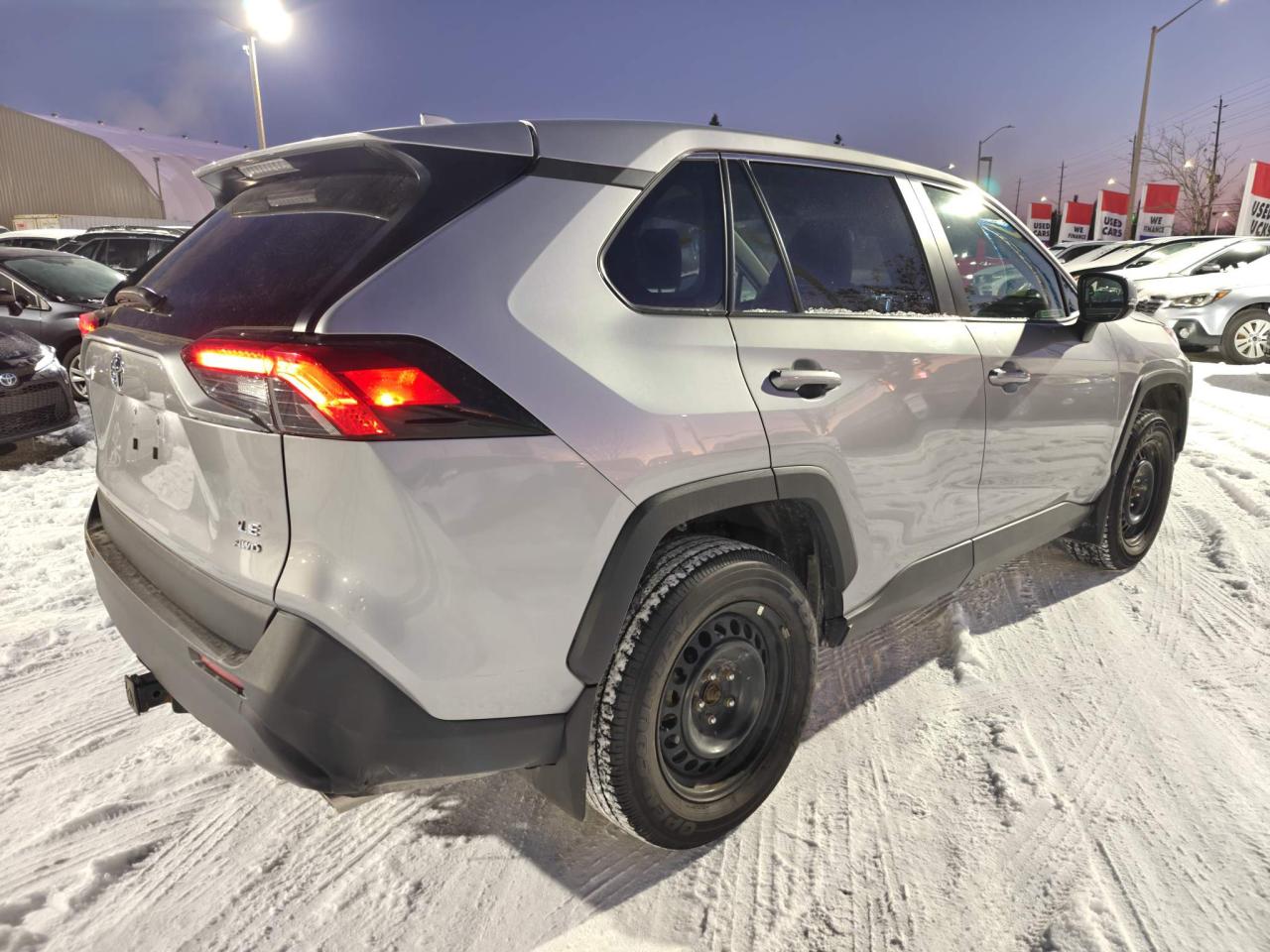 2022 Toyota RAV4 LE 4dr All-wheel Drive Photo