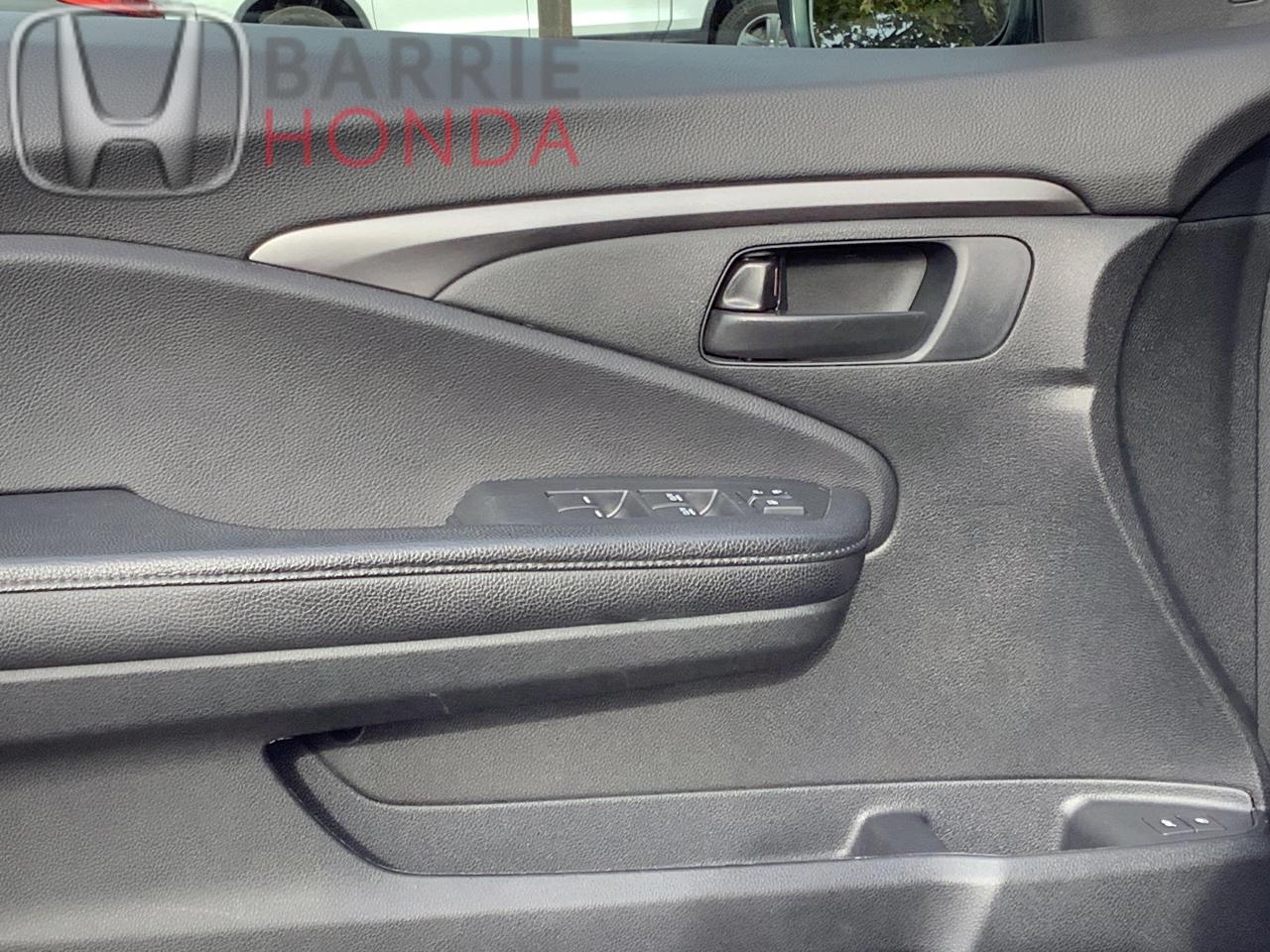 2023 Honda Passport Sport 4dr All-Wheel Drive Photo