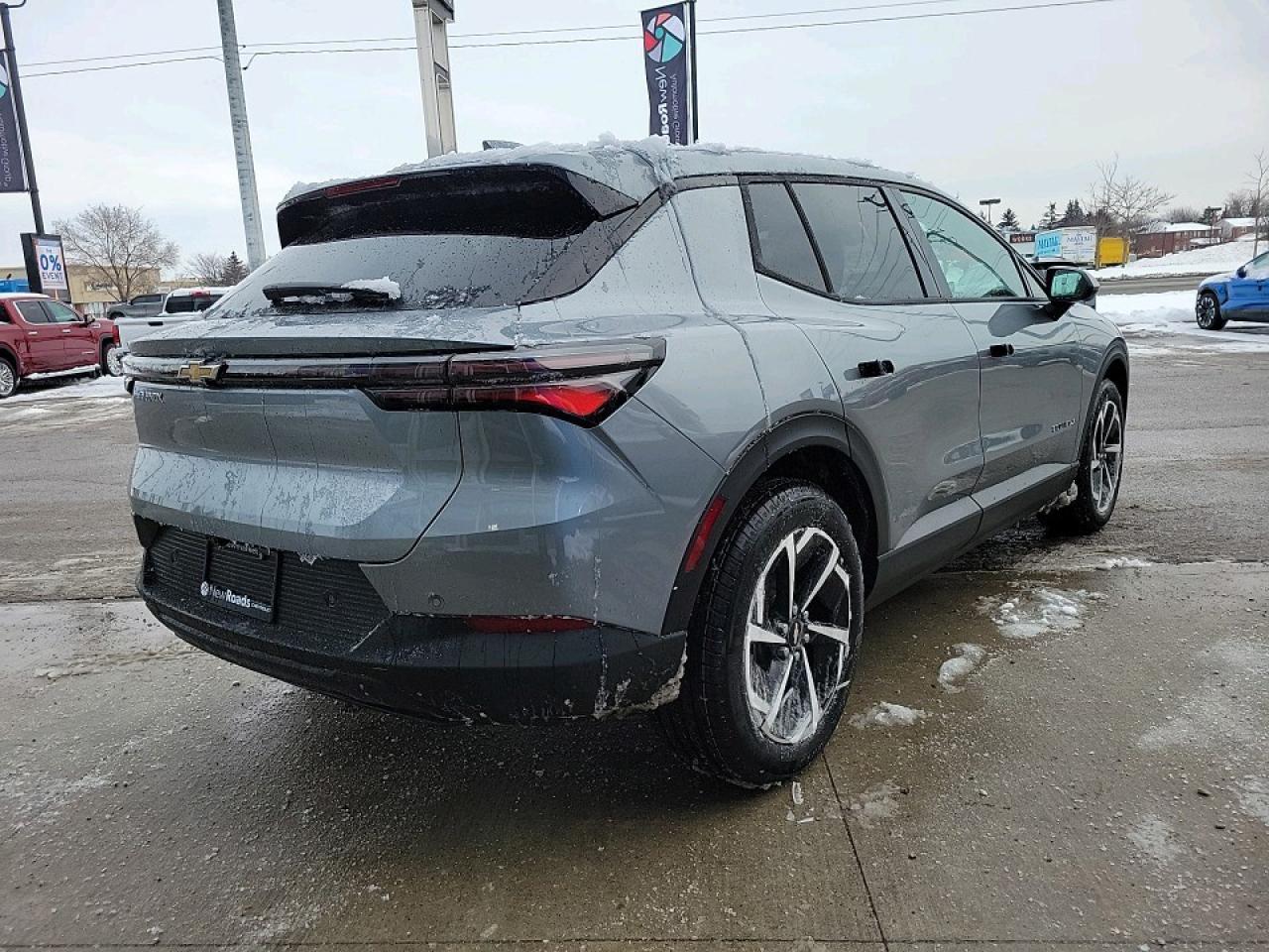 2026 Chevrolet Equinox EV LT 4dr Photo4