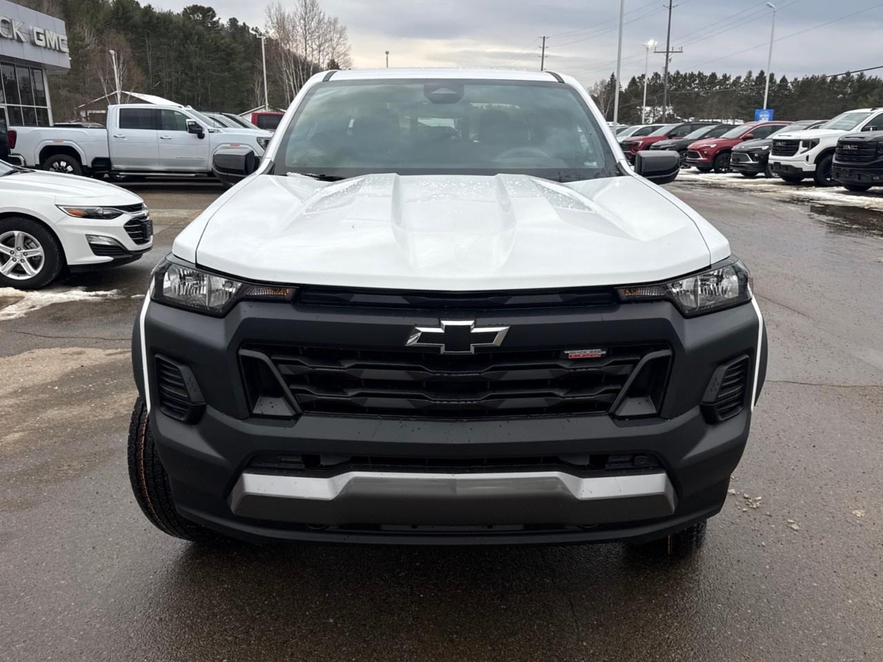 2026 Chevrolet Colorado Crew Cab Short Box 4-Wheel Drive Trail Boss Photo