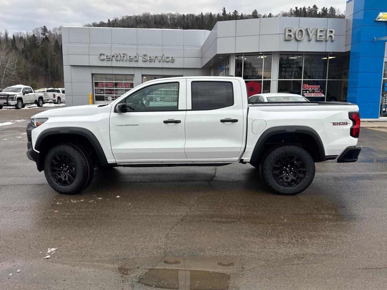 2026 Chevrolet Colorado Crew Cab Short Box 4-Wheel Drive Trail Boss Photo