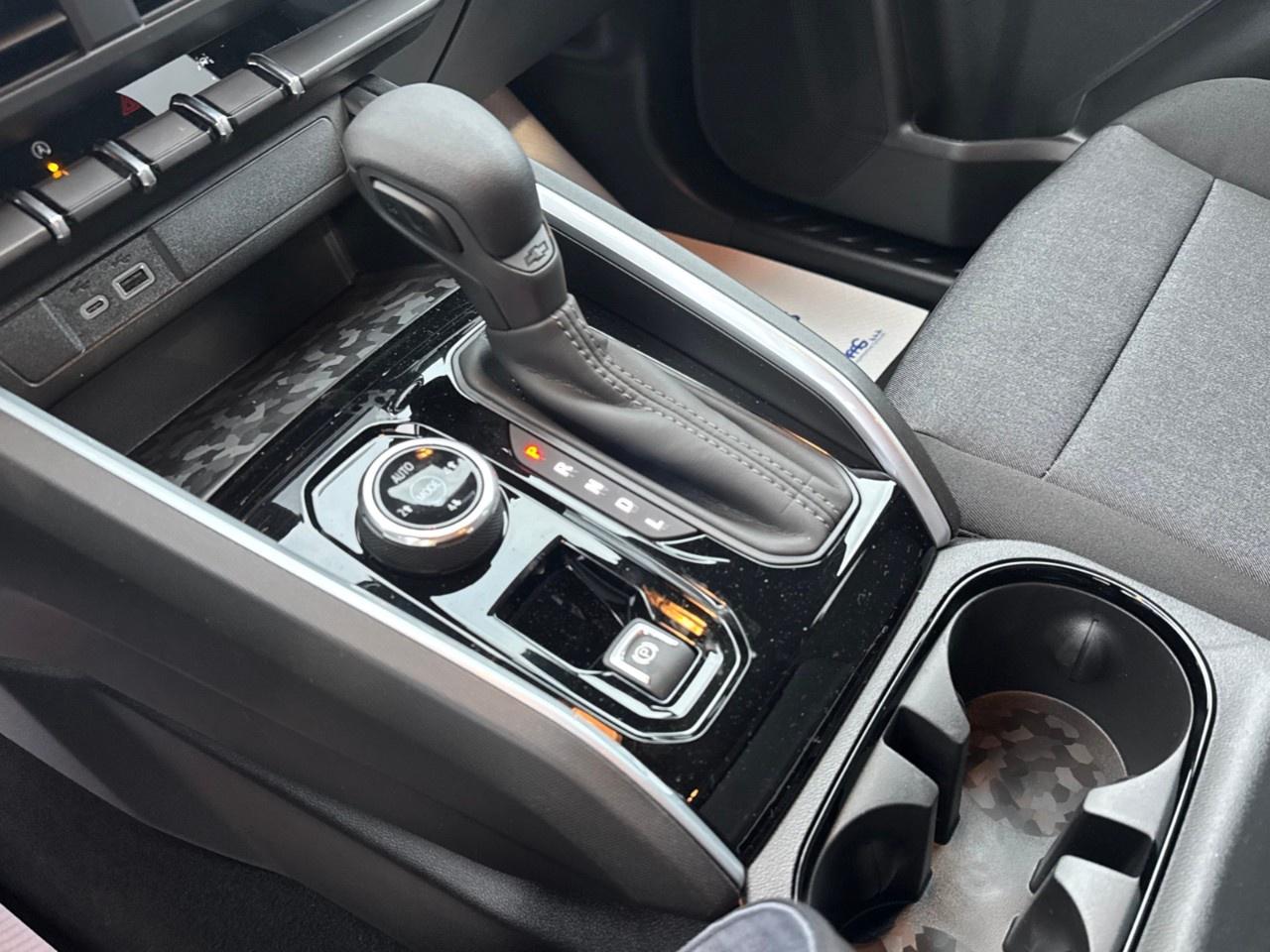 2026 Chevrolet Colorado Crew Cab Short Box 4-Wheel Drive Trail Boss Photo