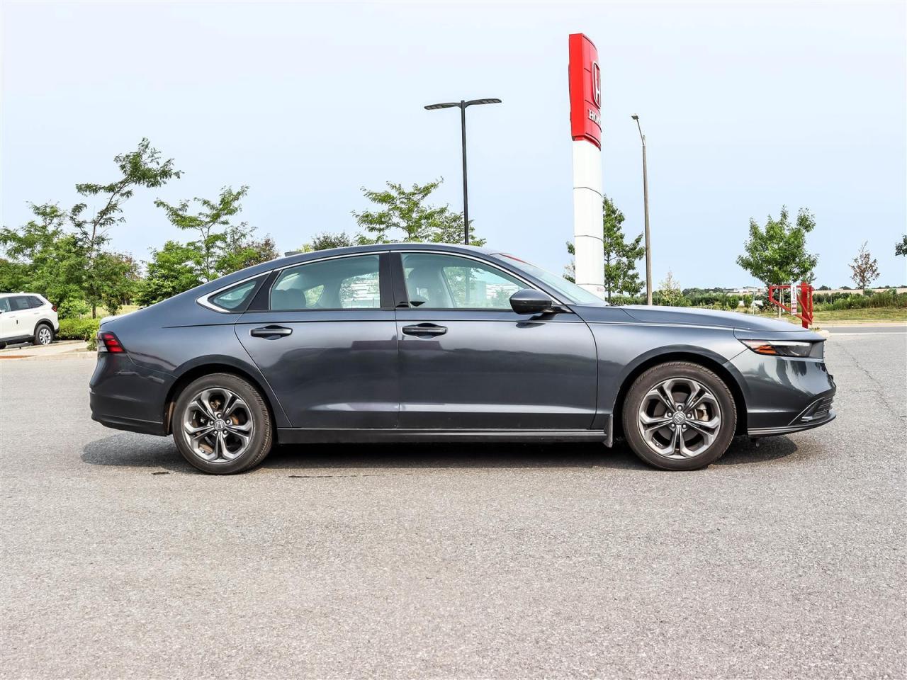 2023 Honda Accord EX 4DR SEDAN Photo