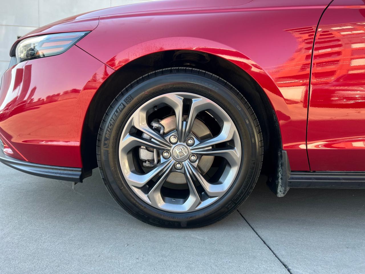 2023 Honda Accord EX 4DR SEDAN Photo