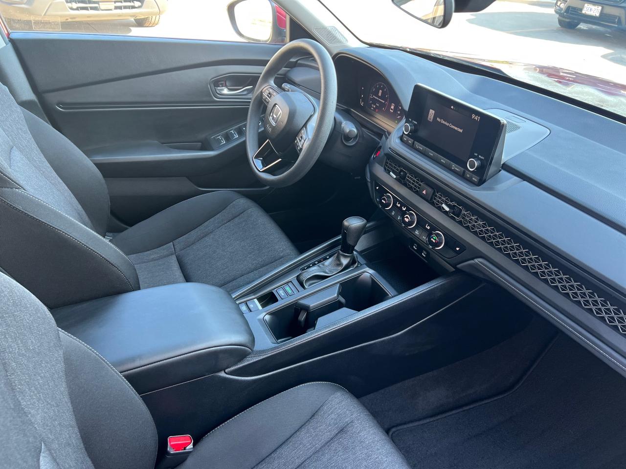 2023 Honda Accord EX 4DR SEDAN Photo