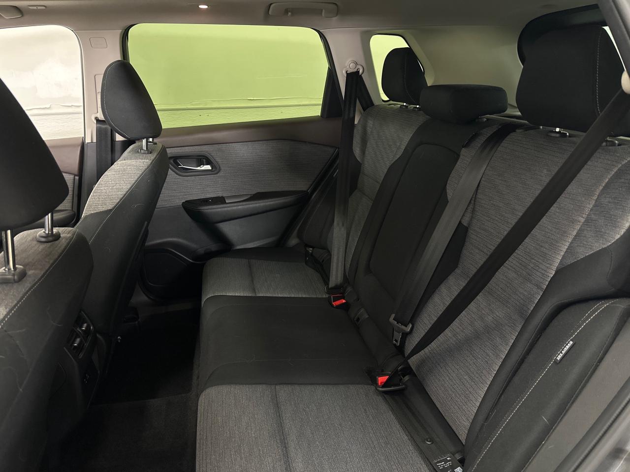 2023 Nissan Rogue SV Moonroof 4dr All-Wheel Drive Sport Utility Photo