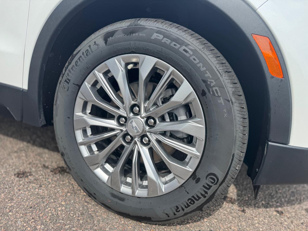 2024 Cadillac XT4 Premium Luxury 4dr All-Wheel Drive Photo