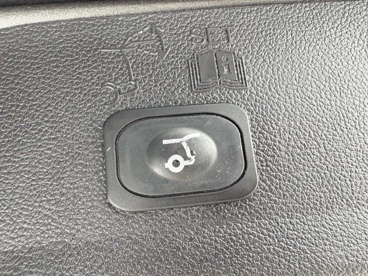 2018 Ford Escape SEL 4dr 4x4 Photo