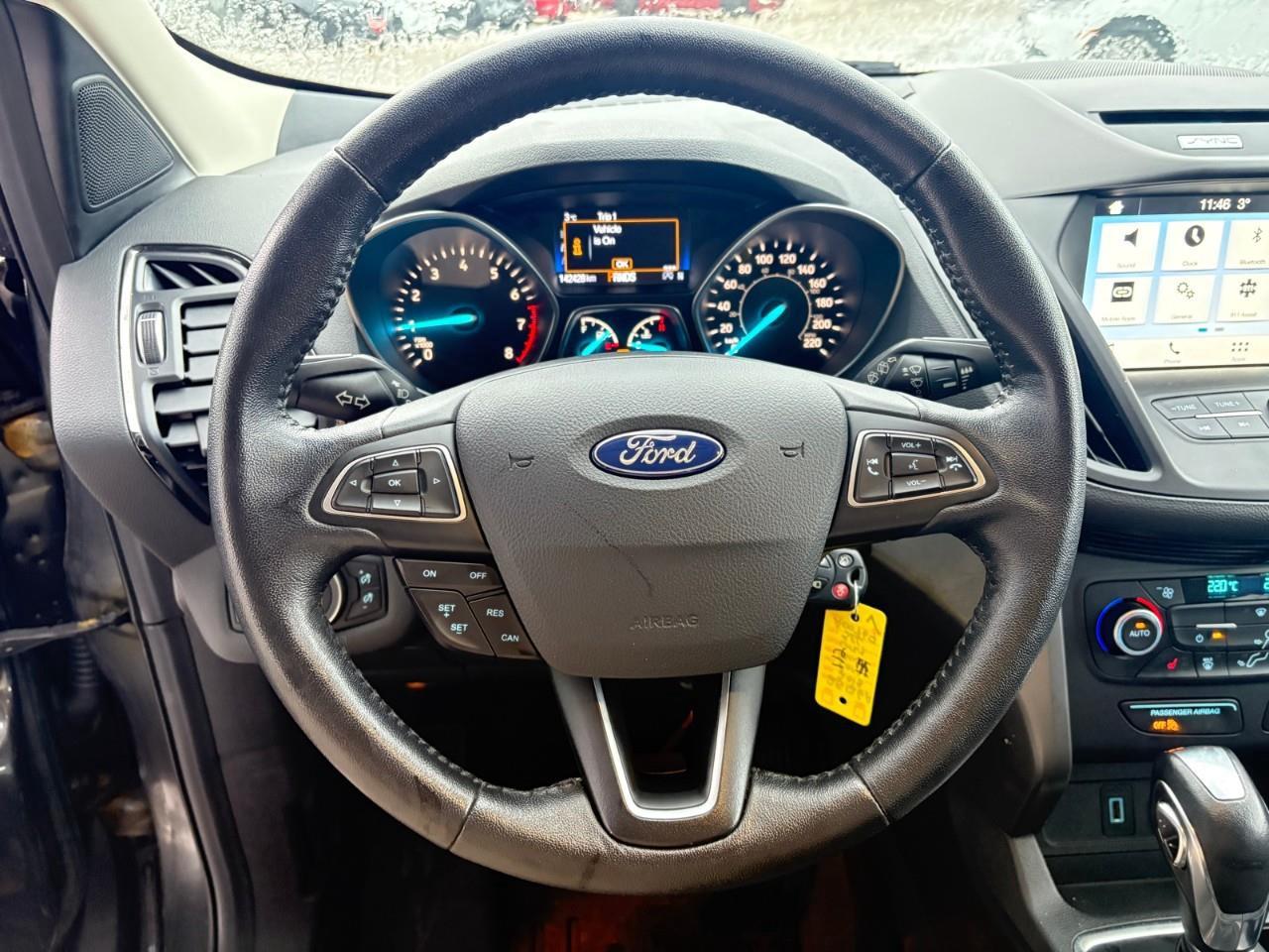 2018 Ford Escape SEL 4dr 4x4 Photo