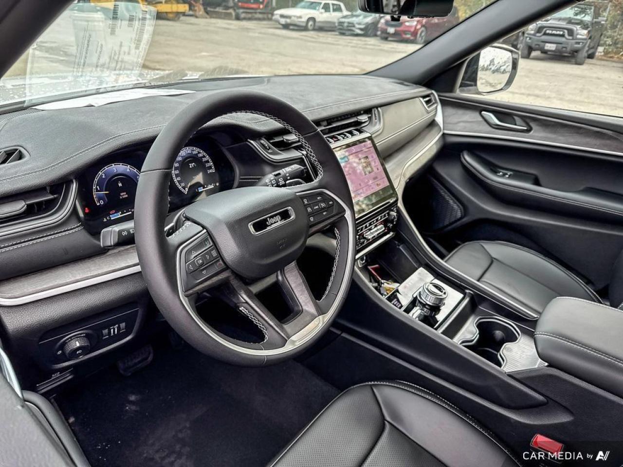 2025 Jeep Grand Cherokee Limited 4dr 4x4 Photo