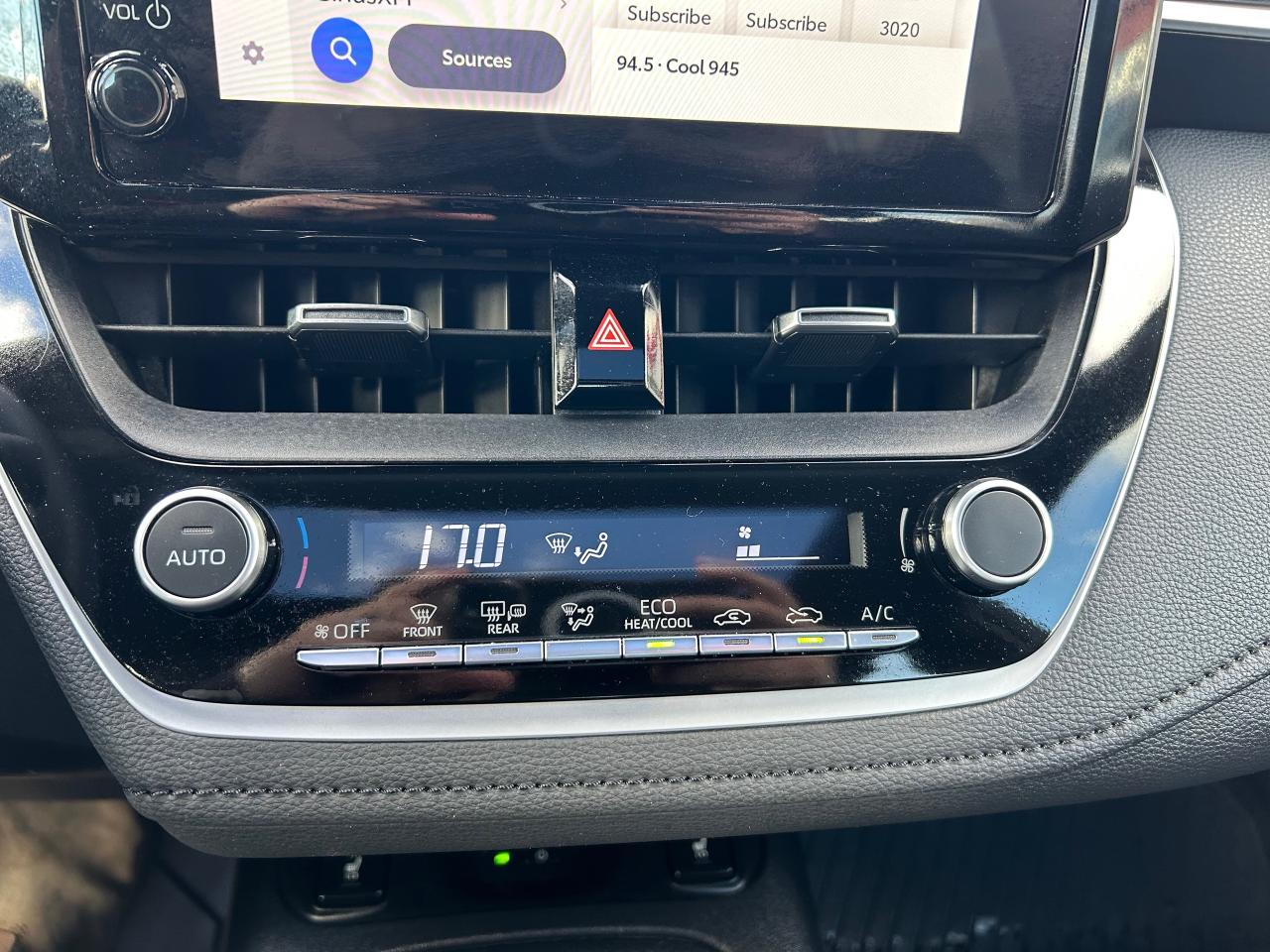 2023 Toyota Corolla Hybrid SE 4dr All-Wheel Drive Sedan Photo