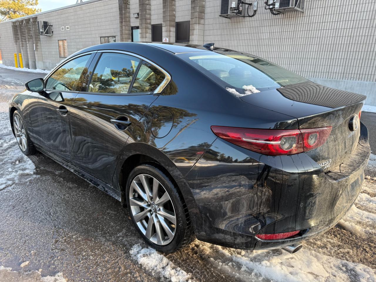 2020 Mazda 3 GT (A6) 4dr i-ACTIV All-Wheel Drive Sedan Photo2
