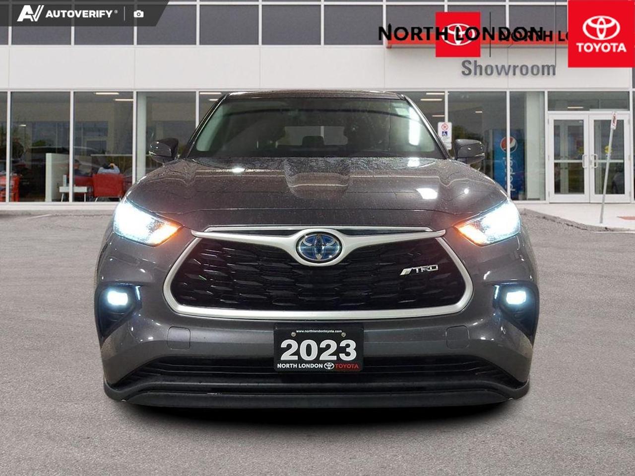 2023 Toyota Highlander Hybrid LE 4dr All-Wheel Drive Photo